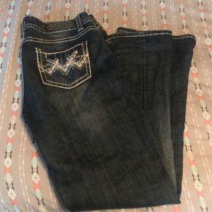 Rock and roll cowgirl 33x34